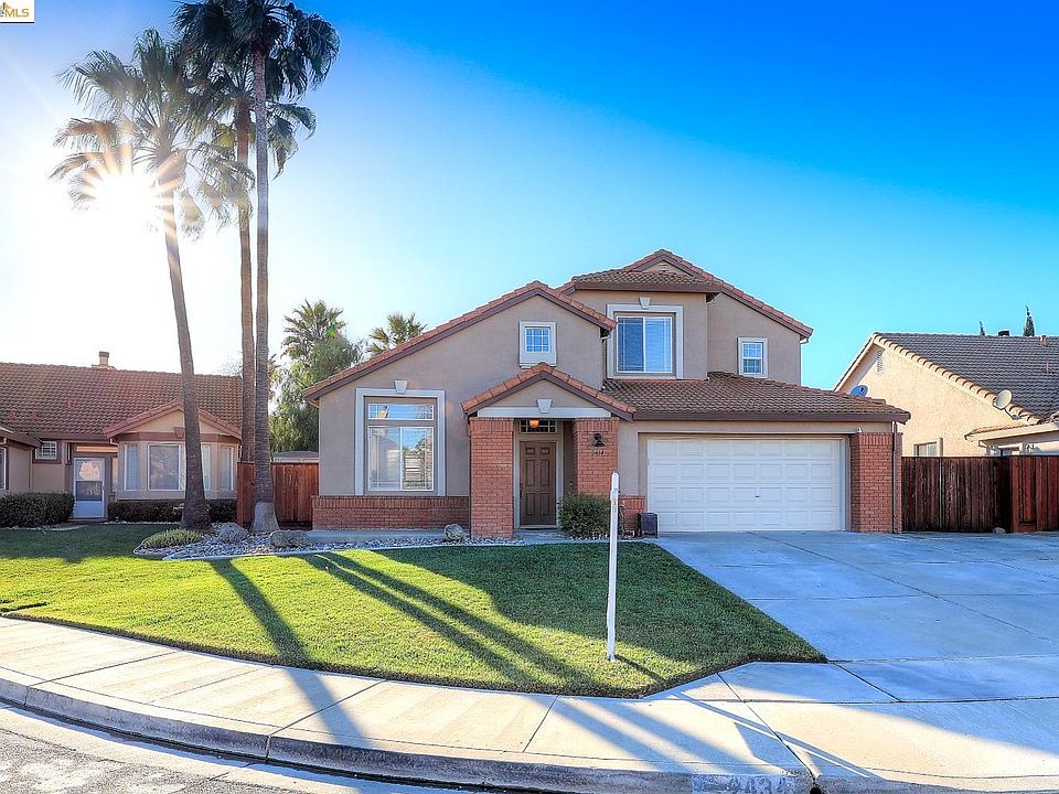 1st image of 2434 Venice Ct