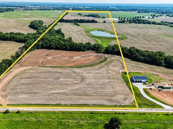 263 Saint, Louisburg, KS 66053