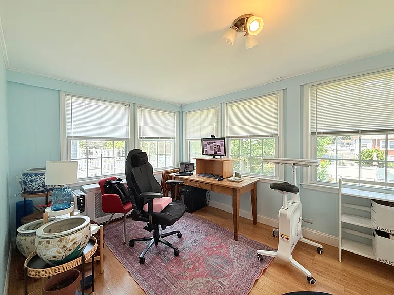 139 Oakdale Rd — Photo 21