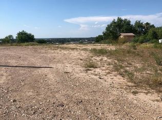 1887 Hilltop Cir, Eagle Pass, TX 78852