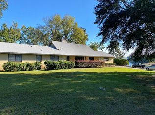 536 Inlet Rd, Eufaula, AL 36027