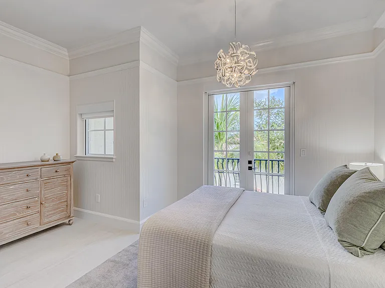 27 Marina Gardens Dr — Photo 57