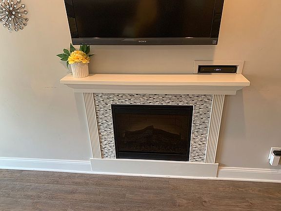 3rd image of 770 W Ferry St #15A