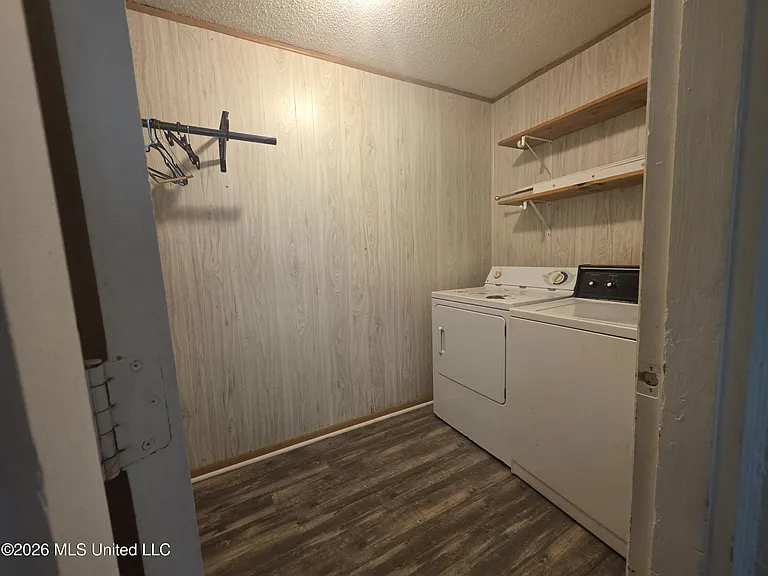 905 Spanish Acres Dr — Photo 11