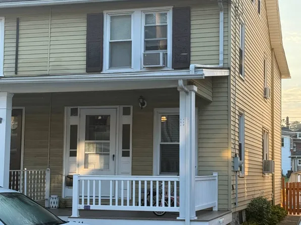 341 Duke St, Ephrata, PA 17522