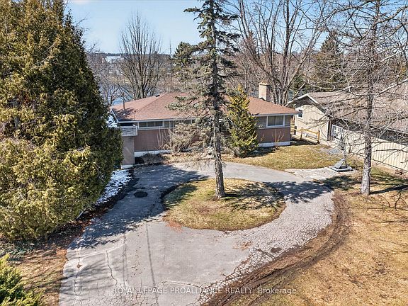 4th image of 665 River Rd S
