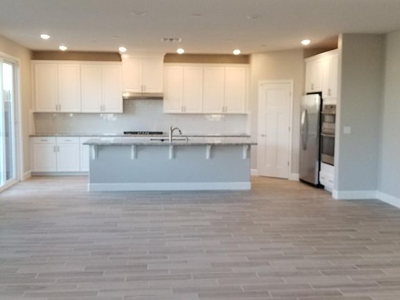 3rd image of 1561 Osborn Dr