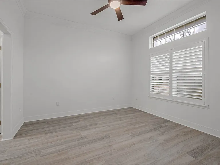 305 Stone Chase Ct — Photo 5