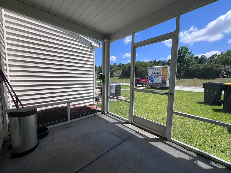 65 Fairgreen St — Photo 24