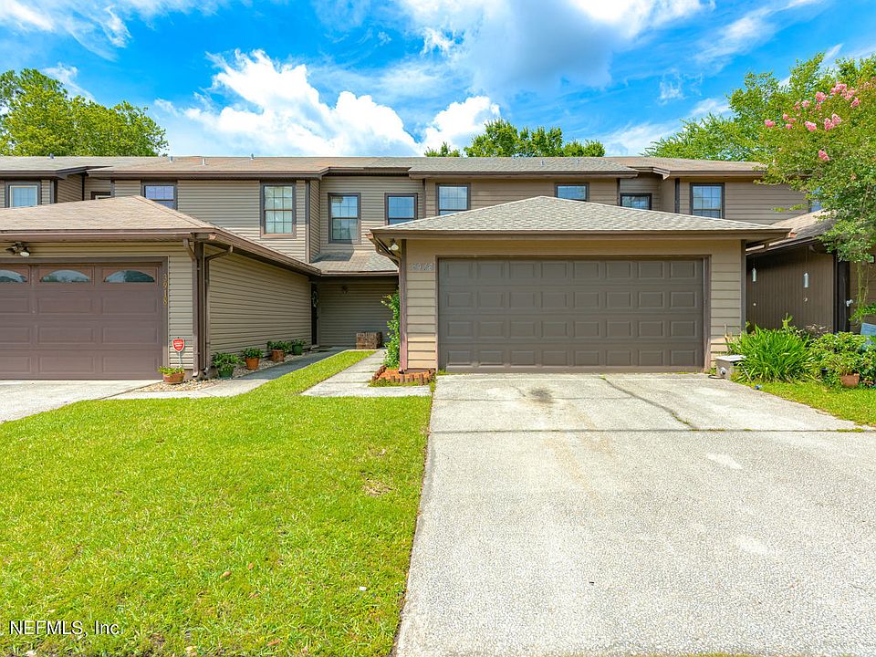 1st image of 3916 Stillwood Dr