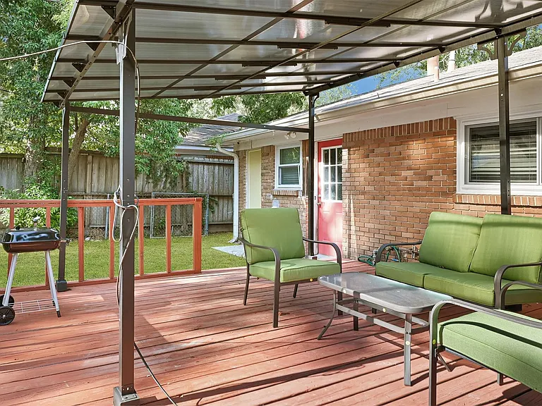 1806 Clayton Dr — Photo 15