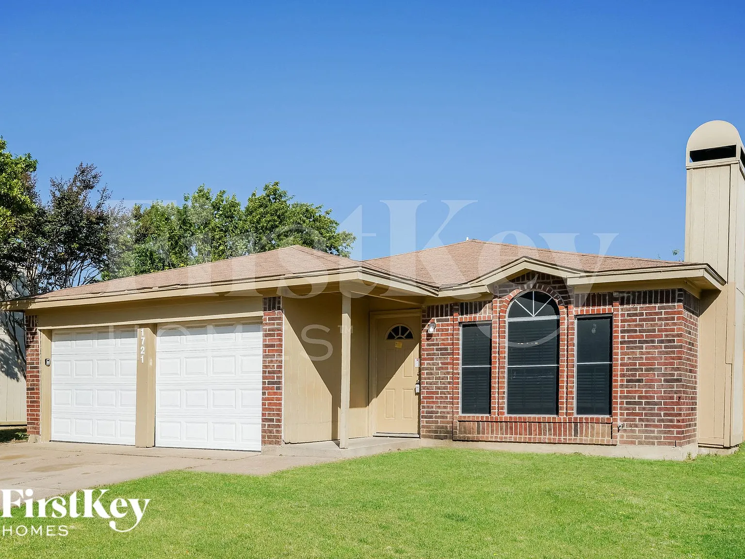 3 bed, 2.5 bath, 1139 sqft, $2,095 — Photo 2