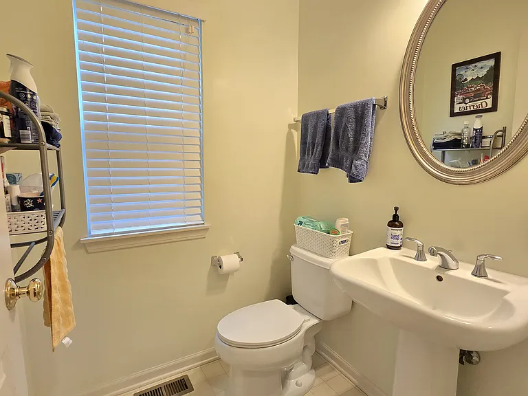 3359 Kentshire Cir — Photo 7