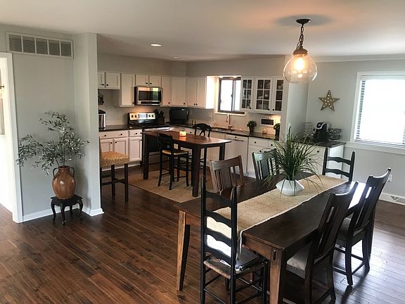 5th image of 19798 Elm Dr