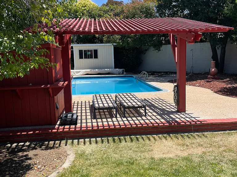Sattler Dr — Photo 2