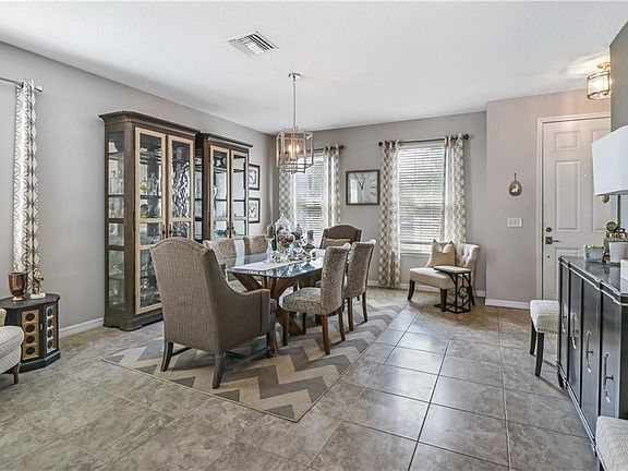 5th image of 10514 Avian Forrest Dr