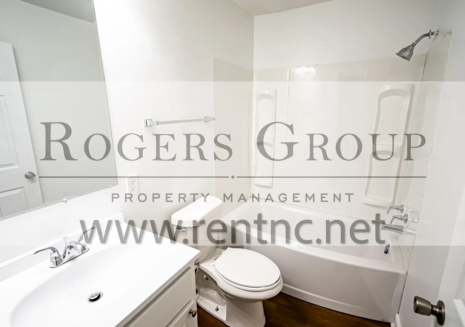 #377 - 212 S. Main St Duplex — Photo 3