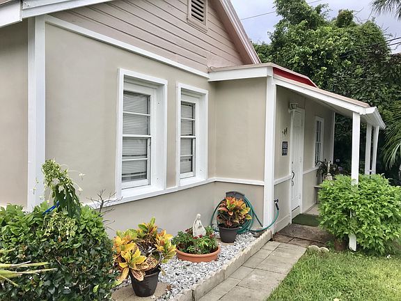 3rd image of 744 Mercury St