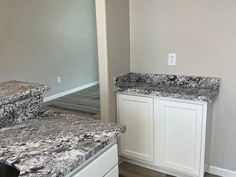 1237 E Drachman St — Photo 5