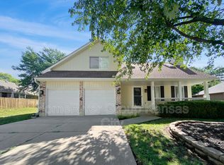 304 NW 36th Street Ter, Blue Springs, MO 64015