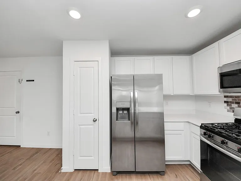 1607 Red Oak Dr — Photo 18