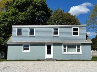 10 Anawan Ave, Narragansett, RI 02882