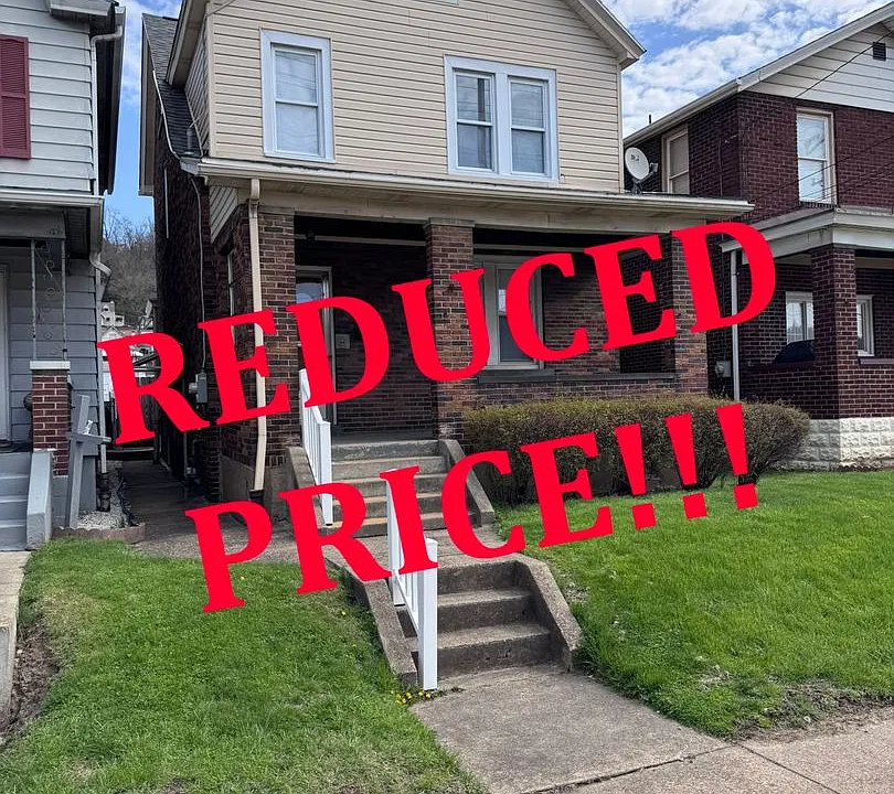 3211 Walnut St