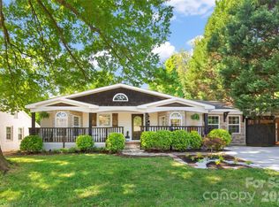 138 Wyanoke Ave, Charlotte, NC 28205