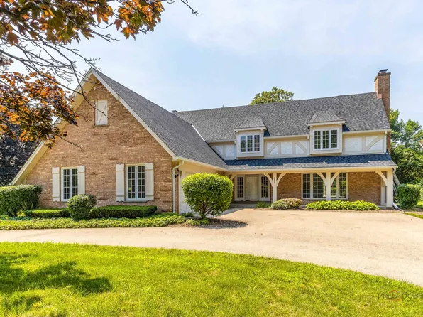 931 Coventry Dr, Lake Forest, IL 60045