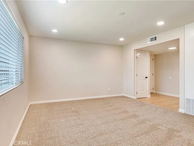 11119 Poplar St #C — Photo 8