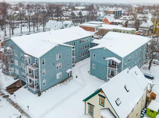 188 Prince St #604, Charlottetown, PE C1A 4R9