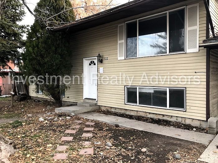 1st image of 322 E Georgia Cir
