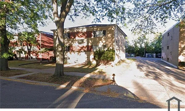 2111 Lorraine Ave #1S