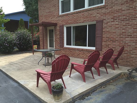 3rd image of 4177 Skyland Dr