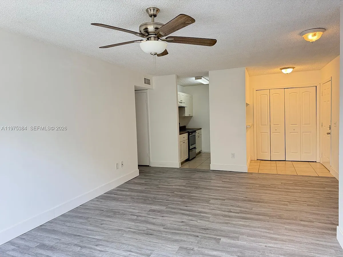 Building Photo - 4201 W McNab Rd #16