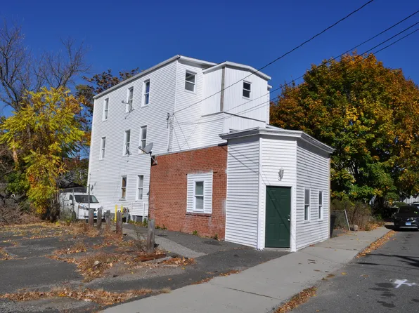 21 Violet Street, Waterbury, CT 06704