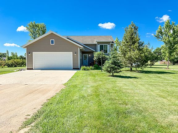 5th image of 515 Sunset Ln