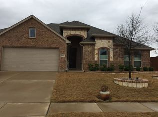 5637 Park View Dr, Midlothian, TX 76065