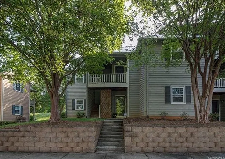 3206 Selwyn Farms Ln #4 — Photo 4