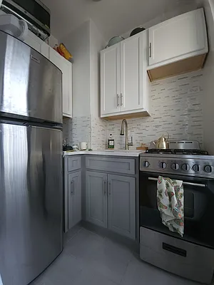 Rented by Green Home NY Realty LLC | media 8