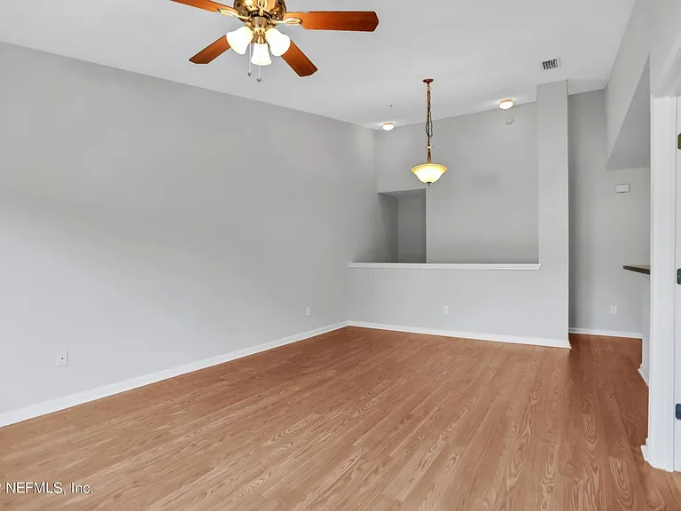 13241 Mendenhall Pl — Photo 10