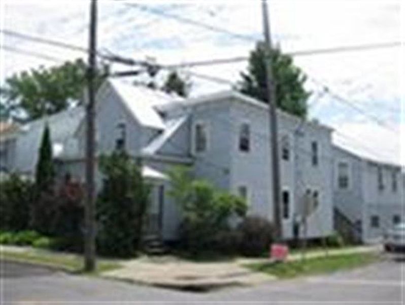 3rd image of 24 LINCOLN Avenue