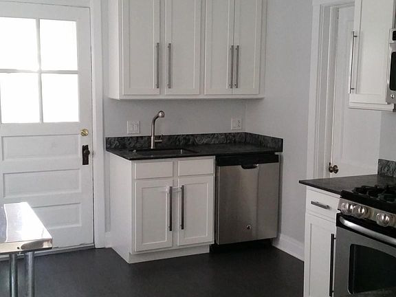 2nd image of 2140 N Campbell Ave #2