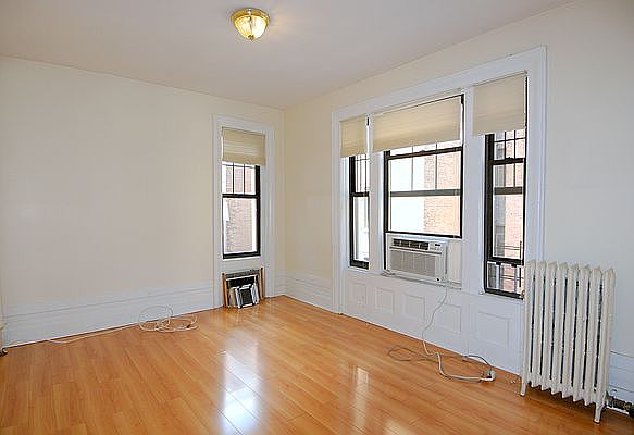 1st image of 3117 Broadway APT 57