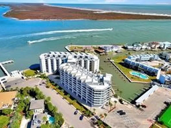 1000 N Station St APT 317, Port Aransas, TX 78373
