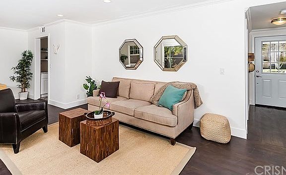 3rd image of 7012 McLennan Ave