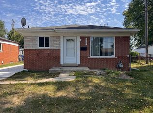 8160 Fenton St, Dearborn Heights, MI 48127