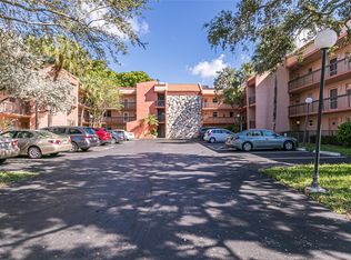 3140 Holiday Springs Blvd #9-307, Margate, FL 33063