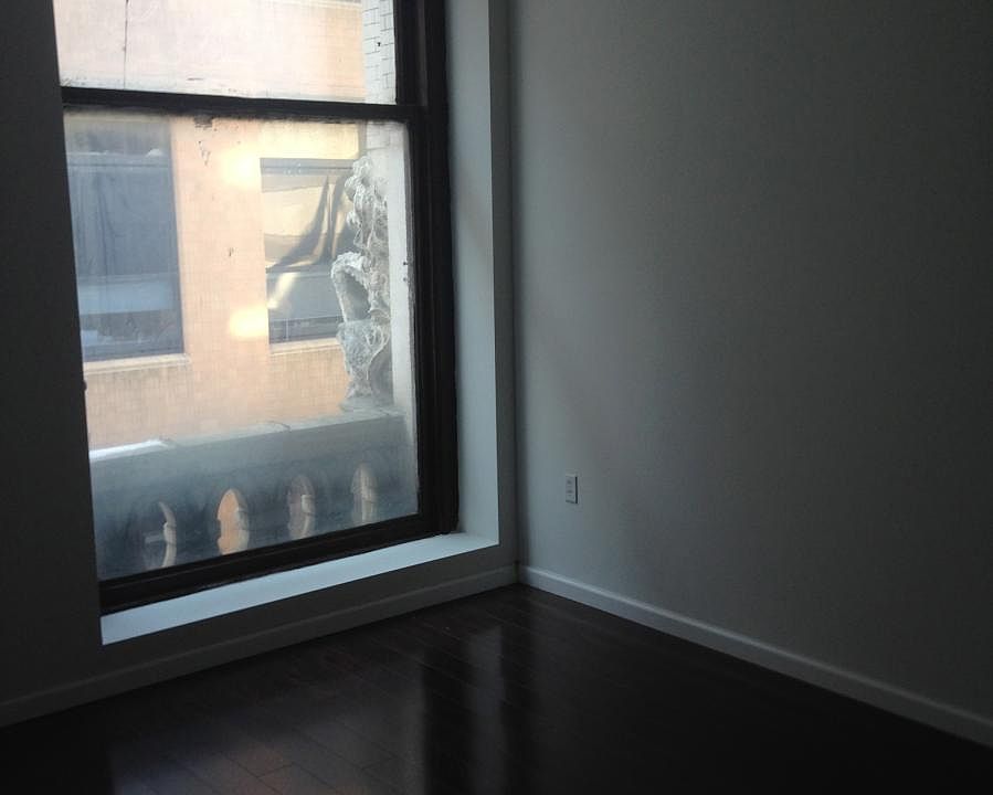 1st image of 1033 Chestnut St Unit 201