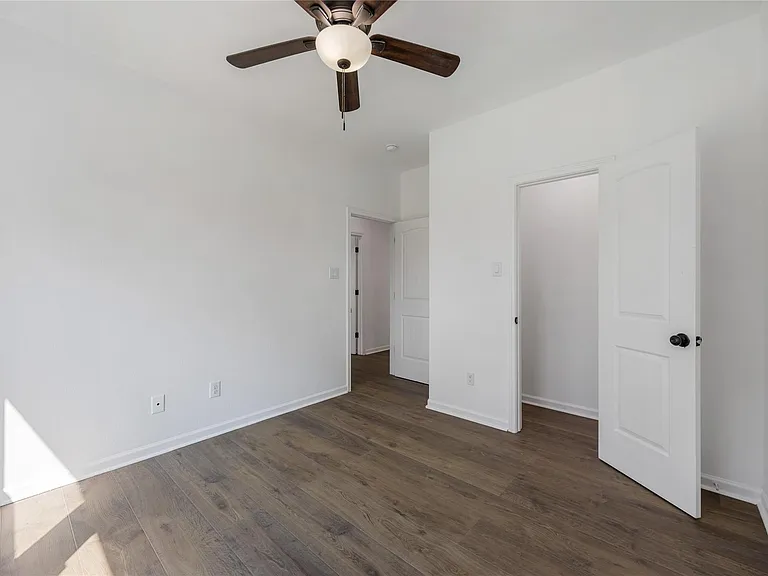 7950 Miley St — Photo 25